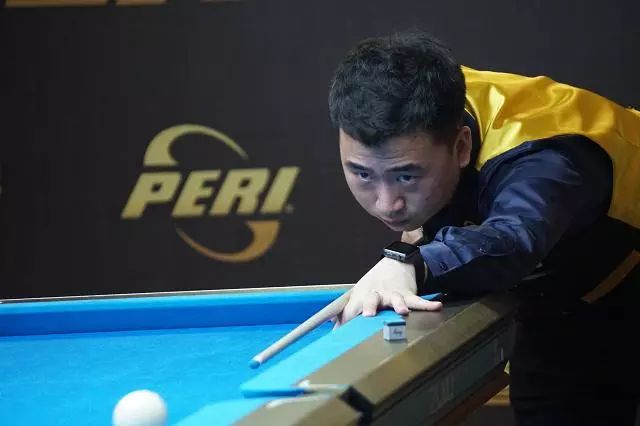 坚持绿色 坚持绿色